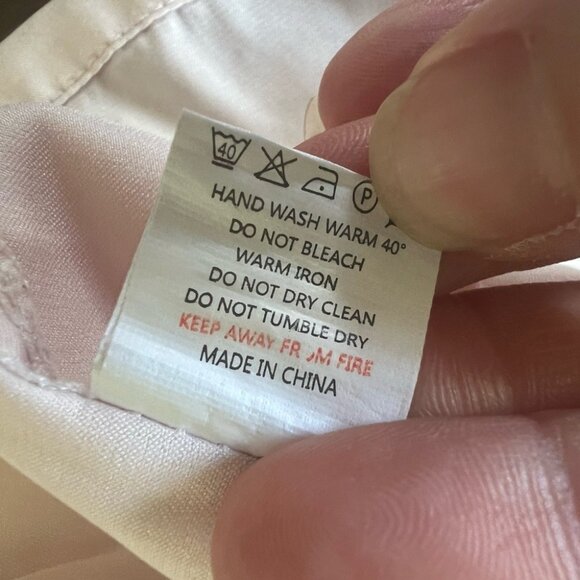 SHEIN Satin Pajama Set Women’s Size Large Pink 2-Piece Button Top Shorts Sleepwe - Picture 5 of 5